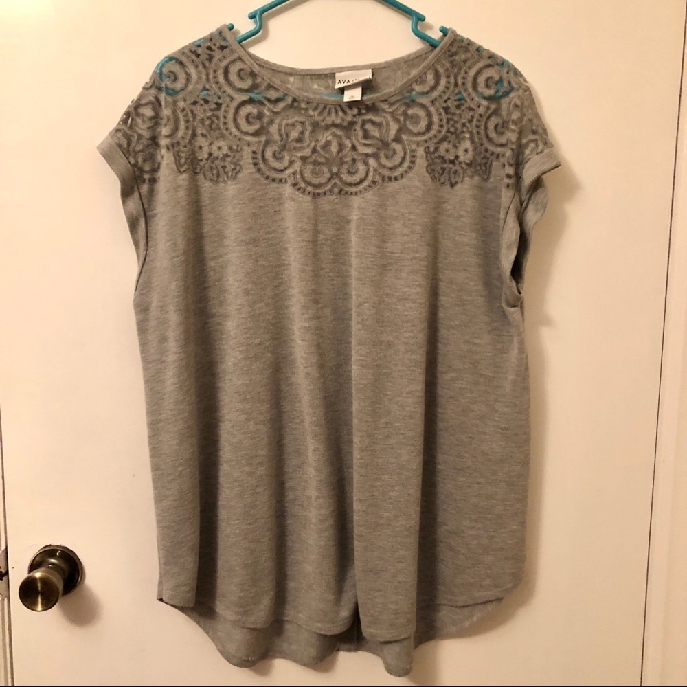Ava & Viv Grey Short Sleeve Blouse